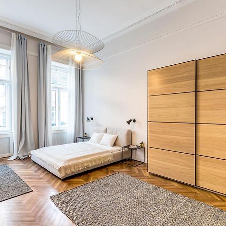 Central Basilica Apartman Budapeste Exterior foto